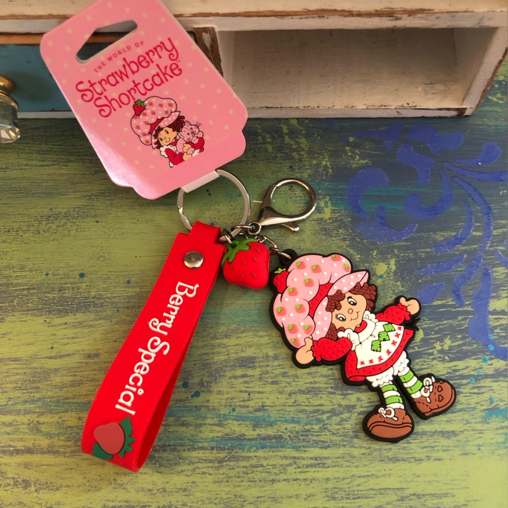 🍓 Strawberry Shortcake Keychain Clip 🎀
